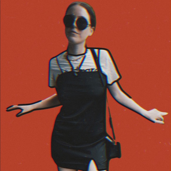 Meet your Posher, Elizabeth - Picture 1 of 1